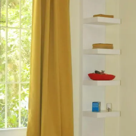 Central Apartment *